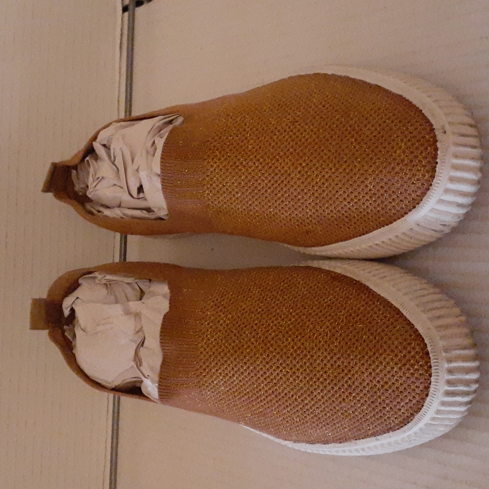 Guppy love women Flats